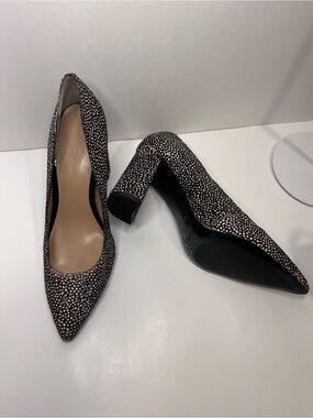 6.5 Dyed Cow Fur Banana Republic Heels